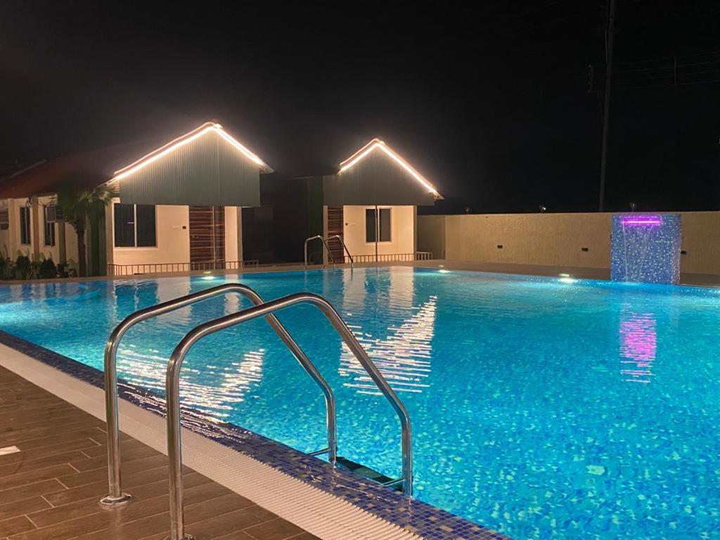 New Mouchak Hotel & Resorts Tajpur Extérieur photo