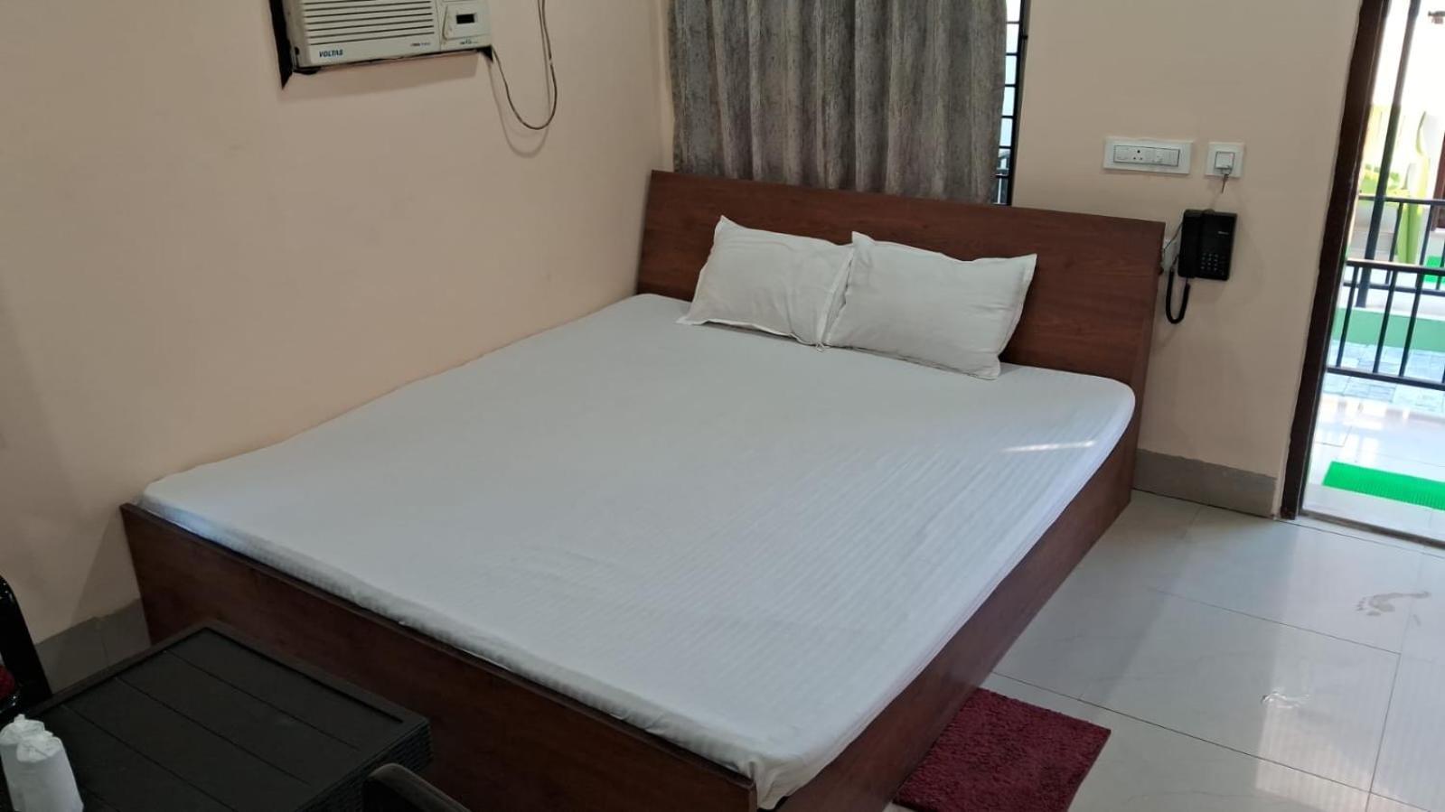 New Mouchak Hotel & Resorts Tajpur Extérieur photo