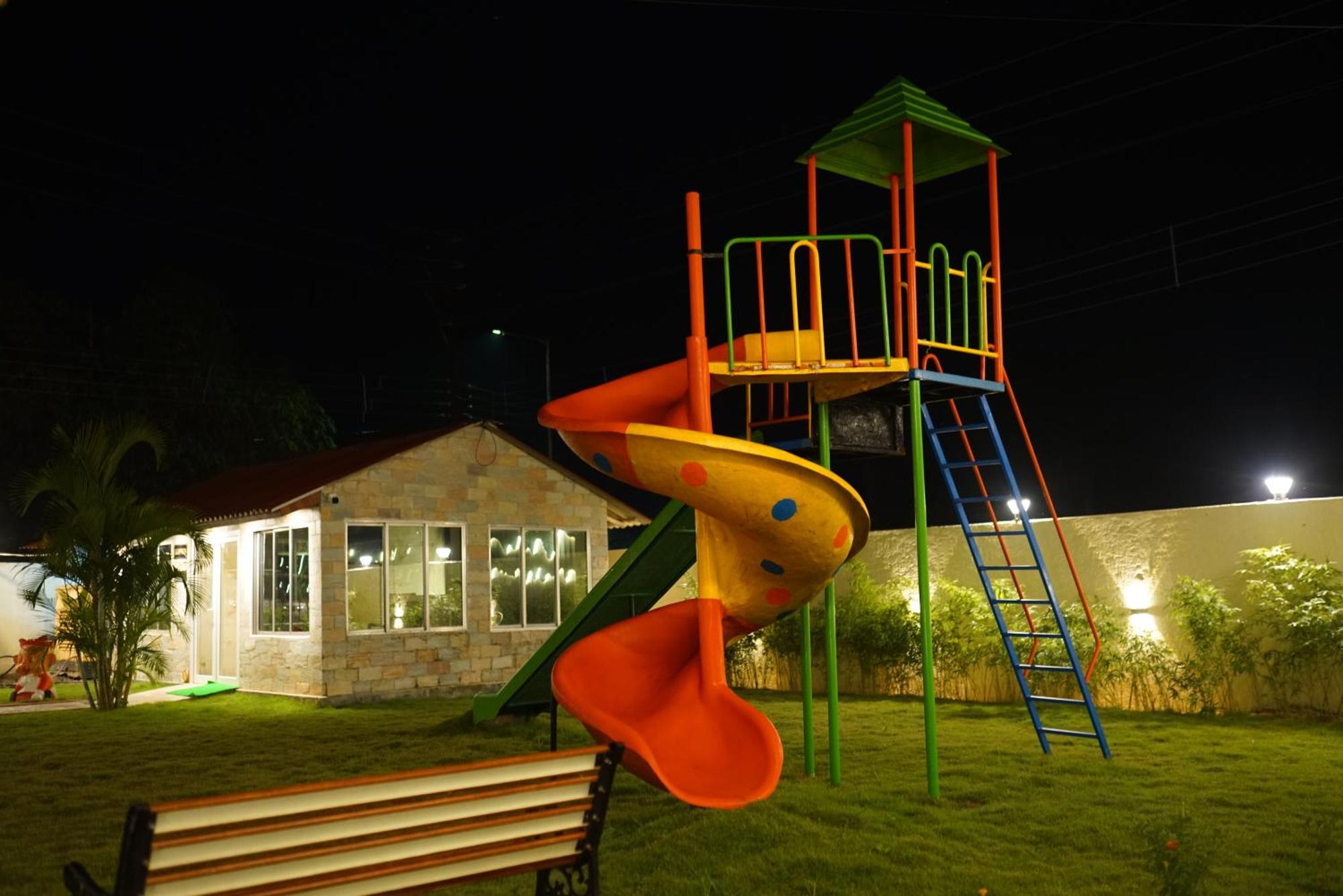 New Mouchak Hotel & Resorts Tajpur Extérieur photo